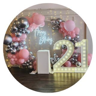 Boujee Mesh + Numbers + Neon & Plinth Backdrop