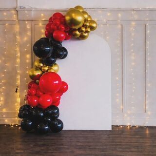 Arch & Garland Backdrop